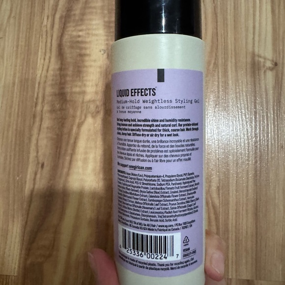 AG Care Liquid Effects Medium-Hold Styling Gel - Picture 4 of 4